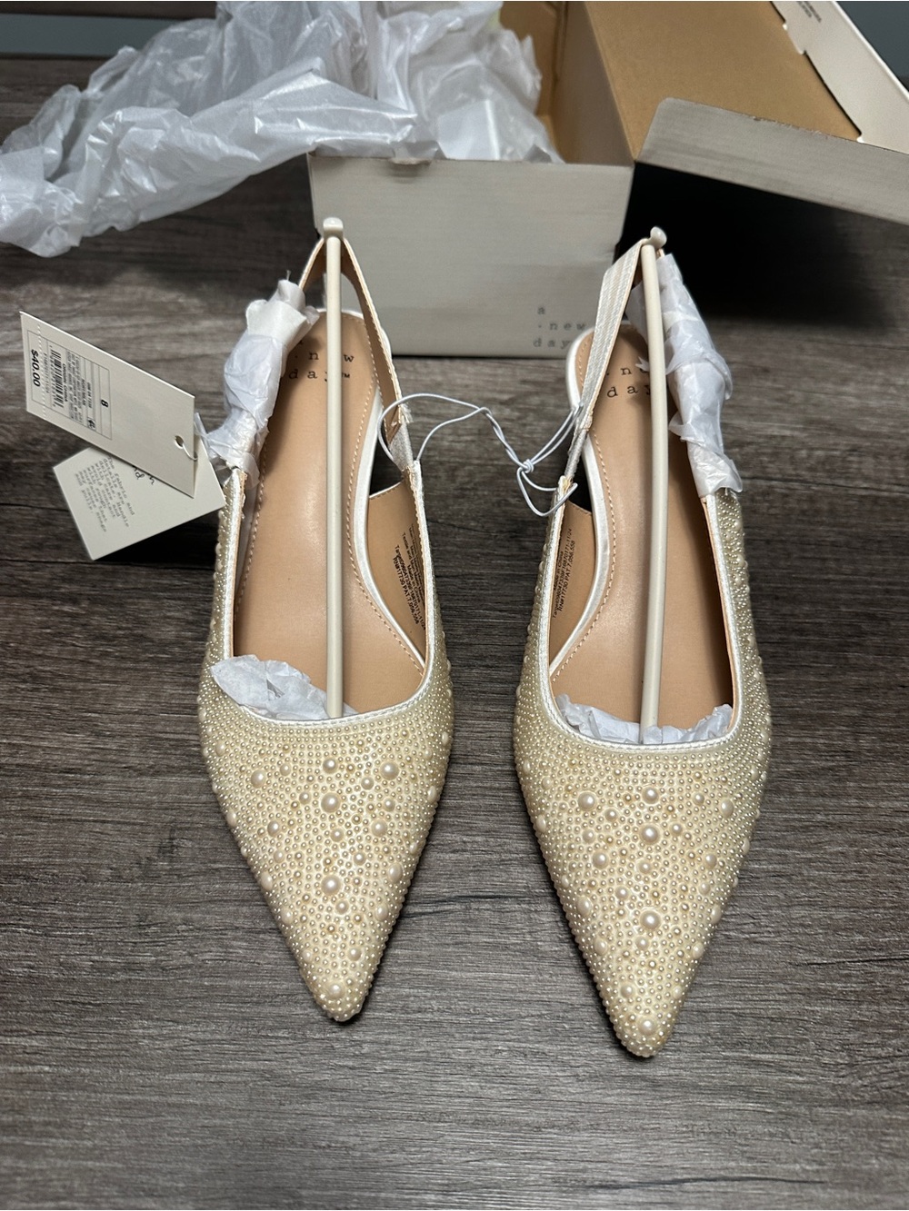 Target cream & gold pearl embellished slingback heels in US 8